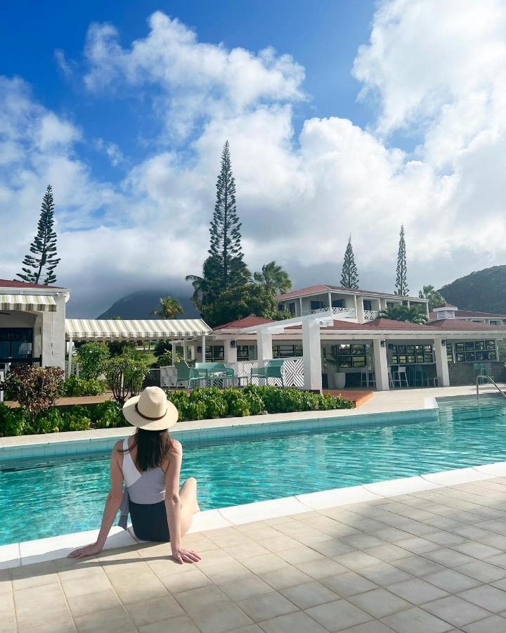 Mount Nevis Hotel Екстериор снимка