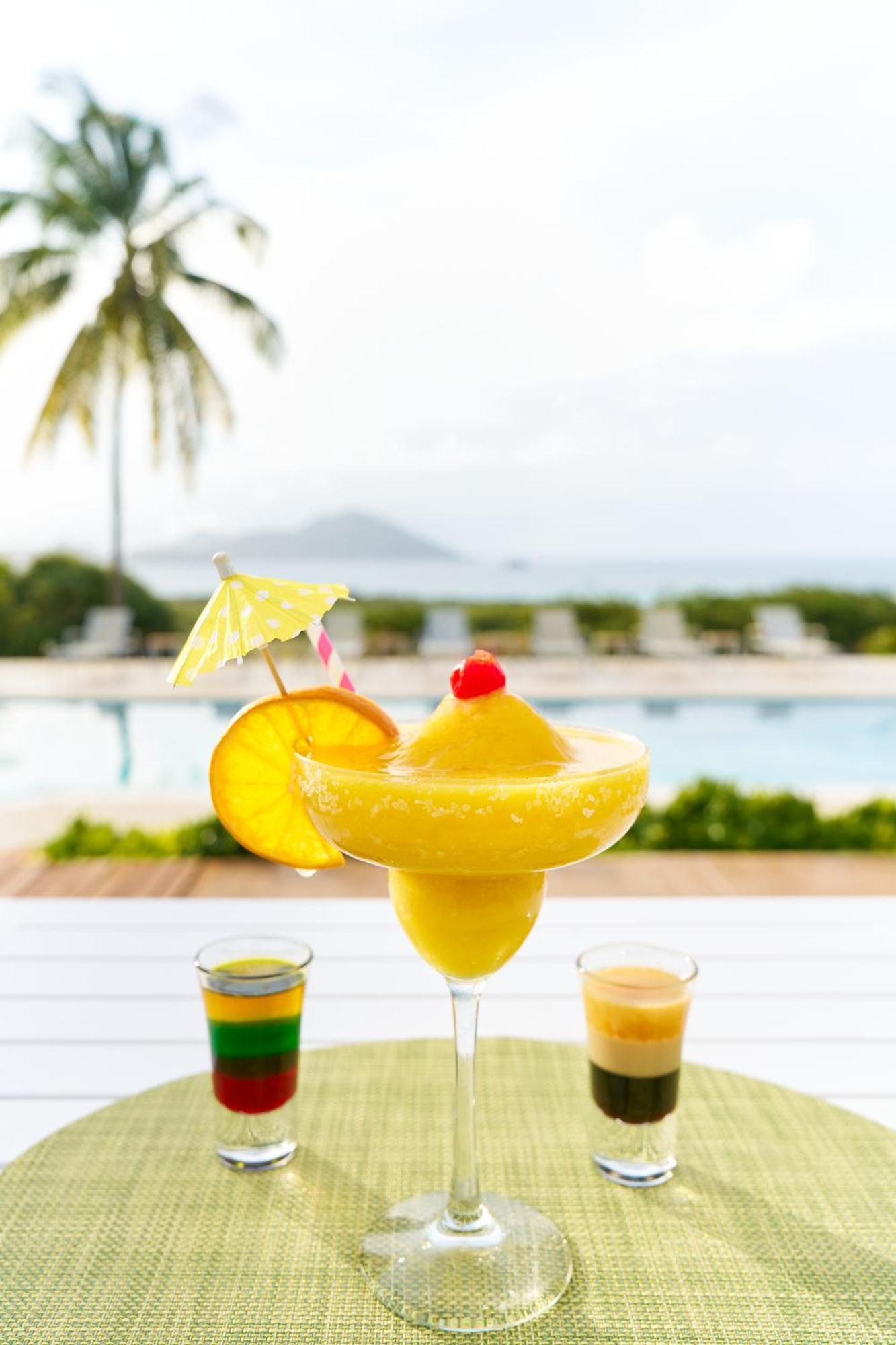 Mount Nevis Hotel Екстериор снимка