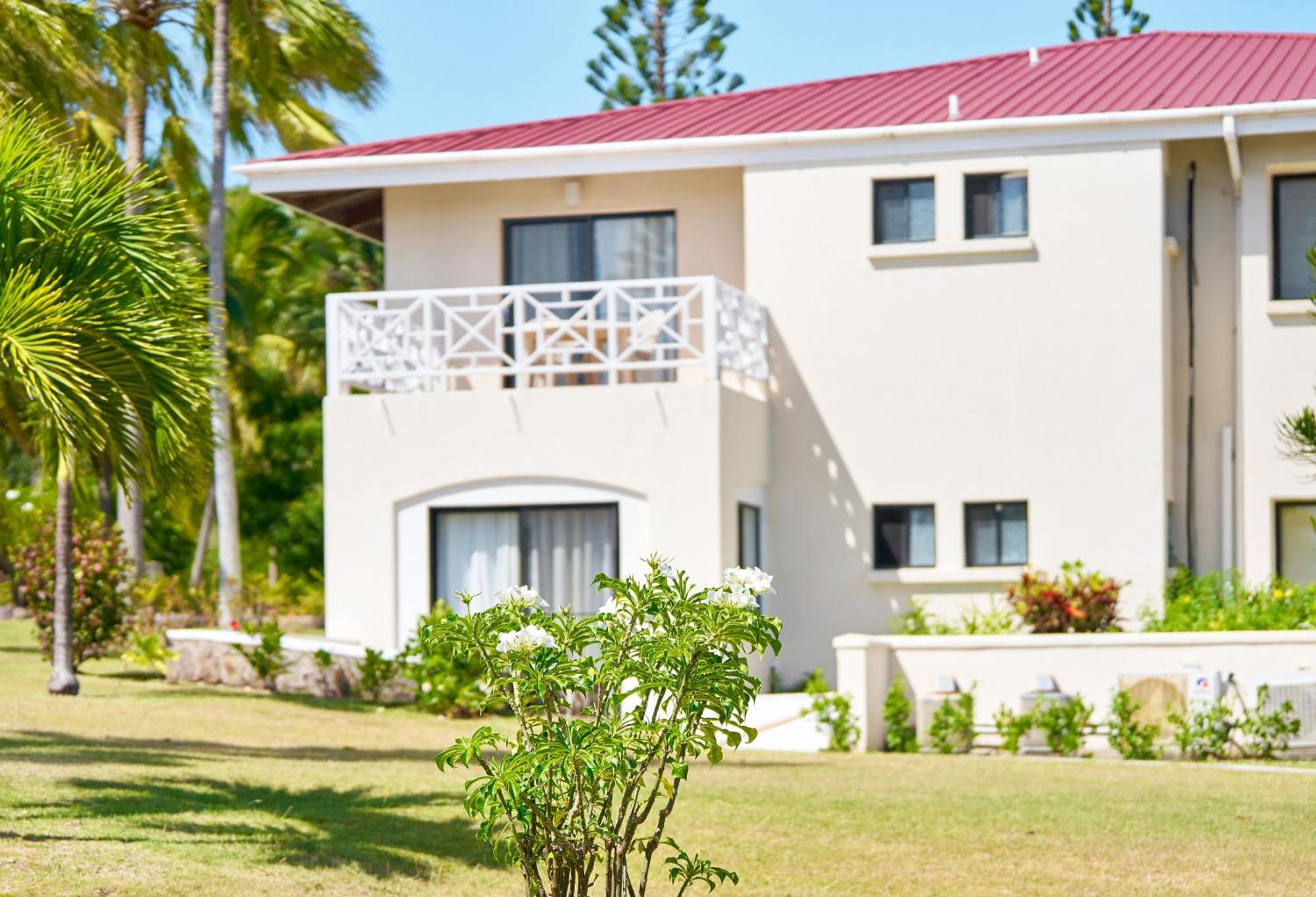 Mount Nevis Hotel Екстериор снимка